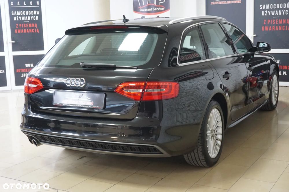 Audi A4 Avant 2.0 TDI DPF quattro S tronic S line Sportpaket - 6