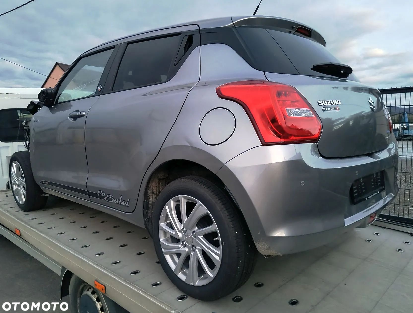 Suzuki Swift 1.2 Dualjet SHVS Premium Plus - 1