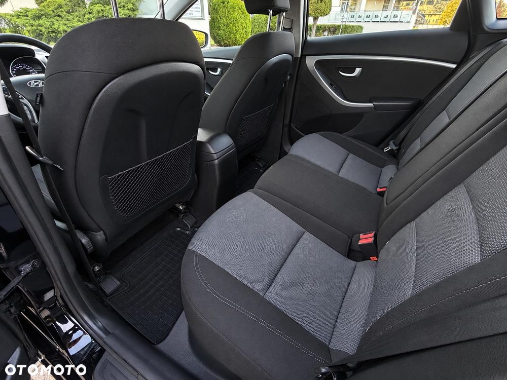 Hyundai i30 - 16