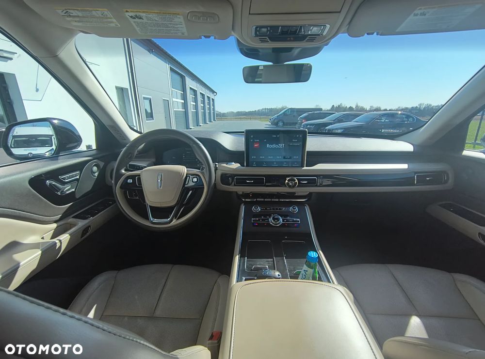 Lincoln Aviator - 14
