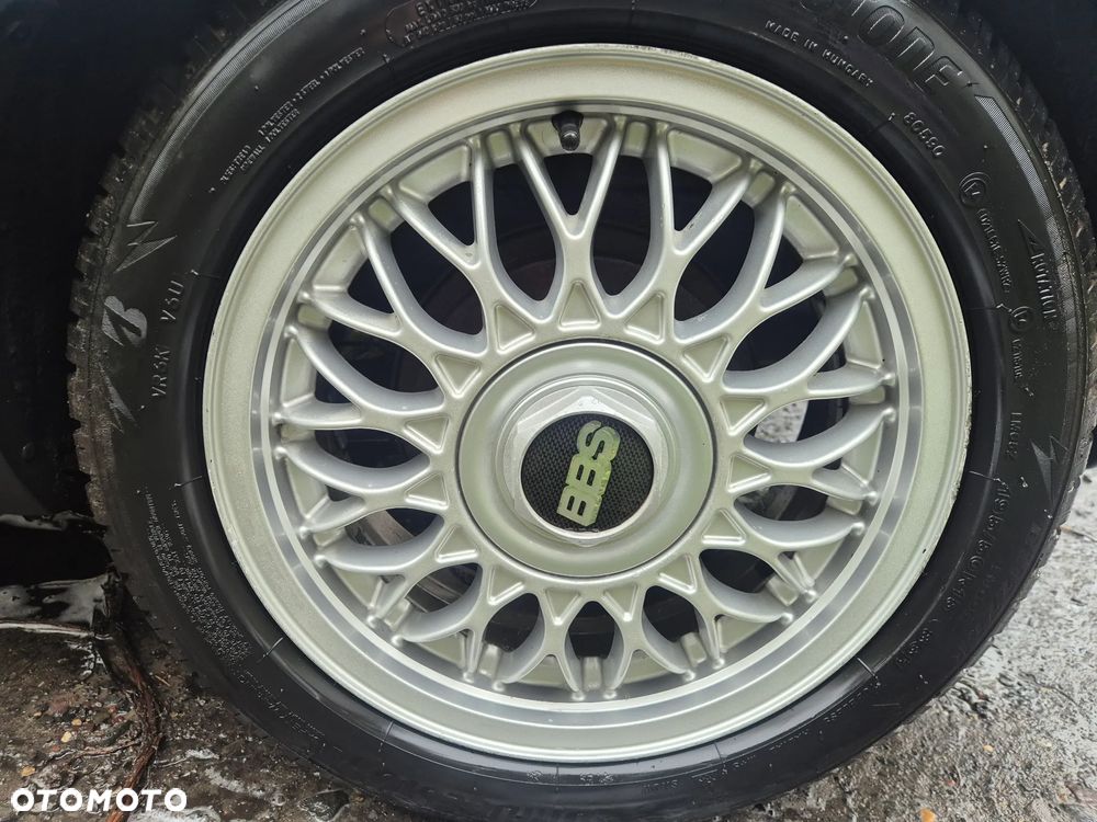Volkswagen Golf 1.8 GL - 17