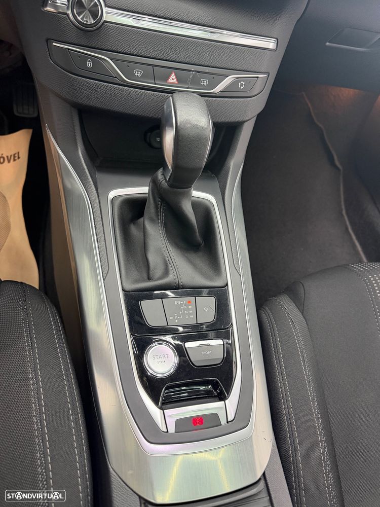 Peugeot 308 - 10