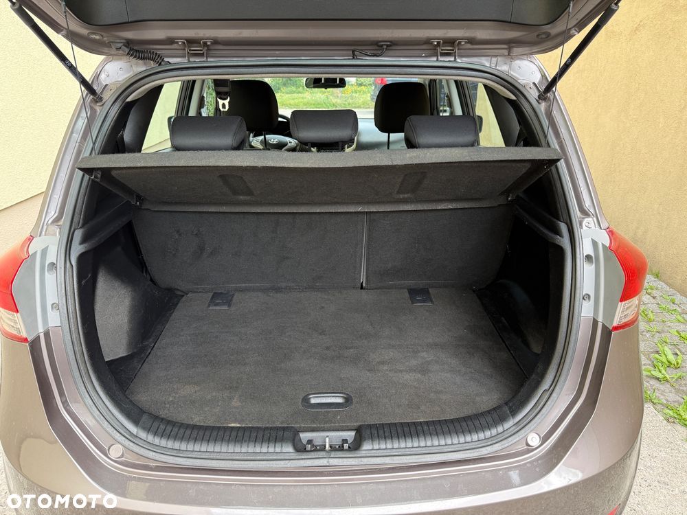 Hyundai ix20 1.4 Edition 20 - 24