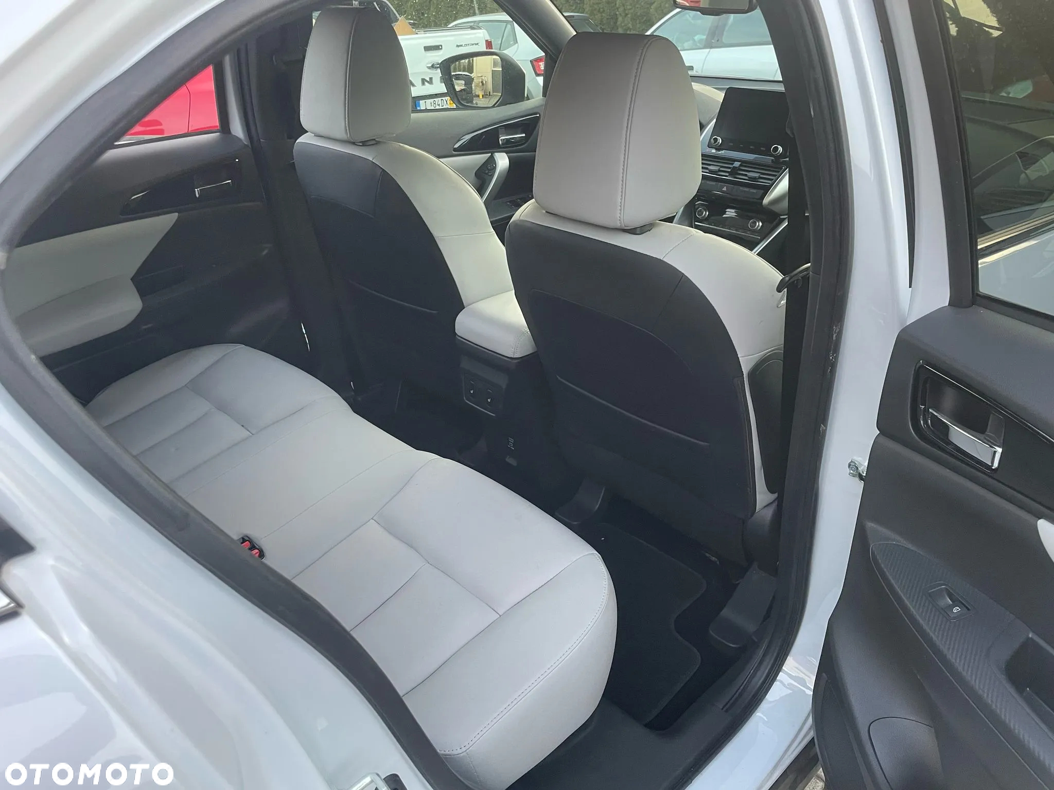 Mitsubishi Eclipse Cross - 10