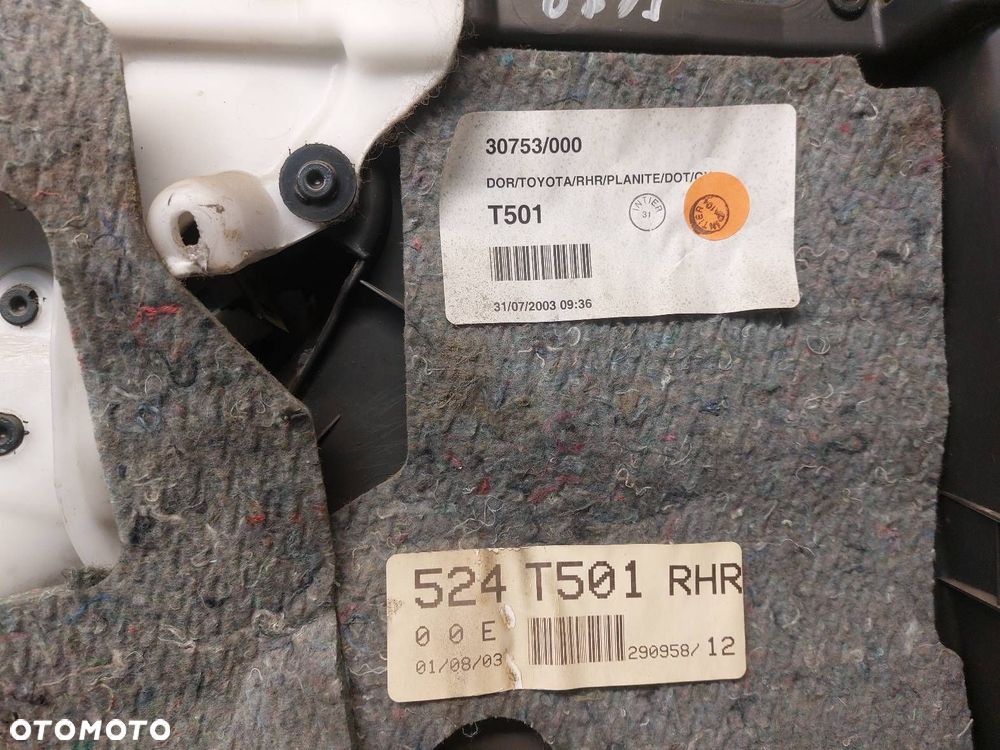 BOCZKI DRZWI KOMPLET TOYOTA AVENSIS T25 HATCHBACK - 18