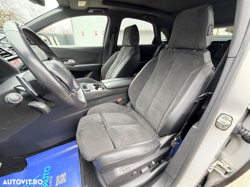 DS Automobiles DS 7 Crossback 1.6 PHeV AWD 300 EAT8 PERFORMANCE LINE + - 33