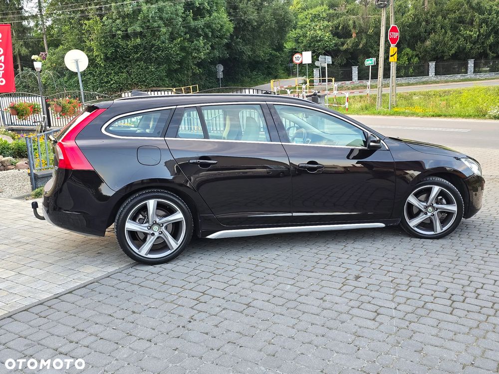 Volvo V60 D3 Summum - 13