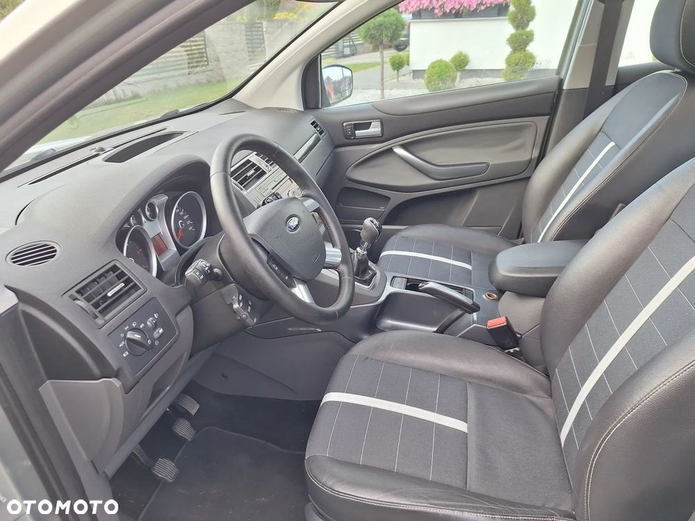 Ford Kuga 2.0 TDCi Titanium - 21