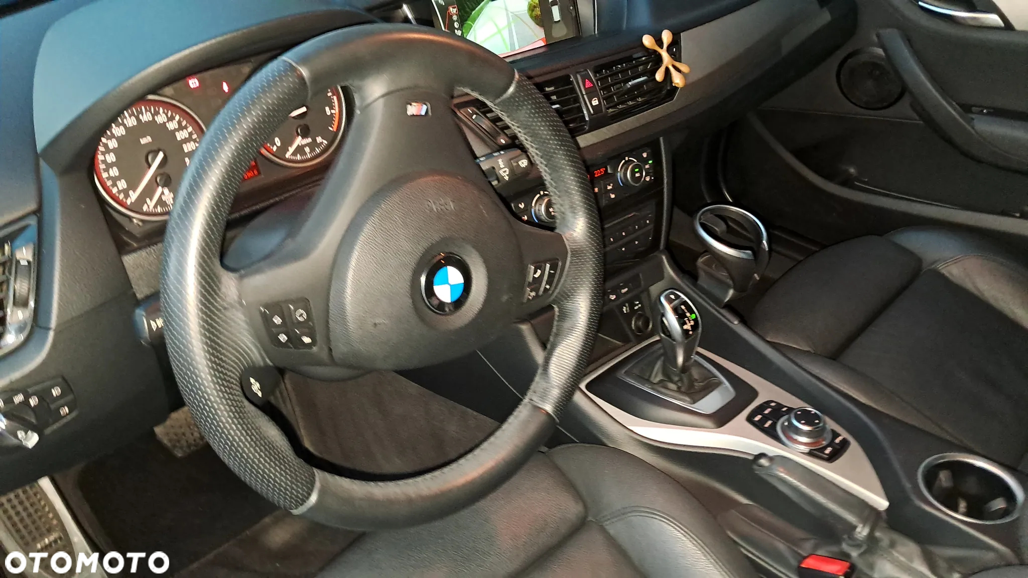 BMW X1 xDrive18d - 16
