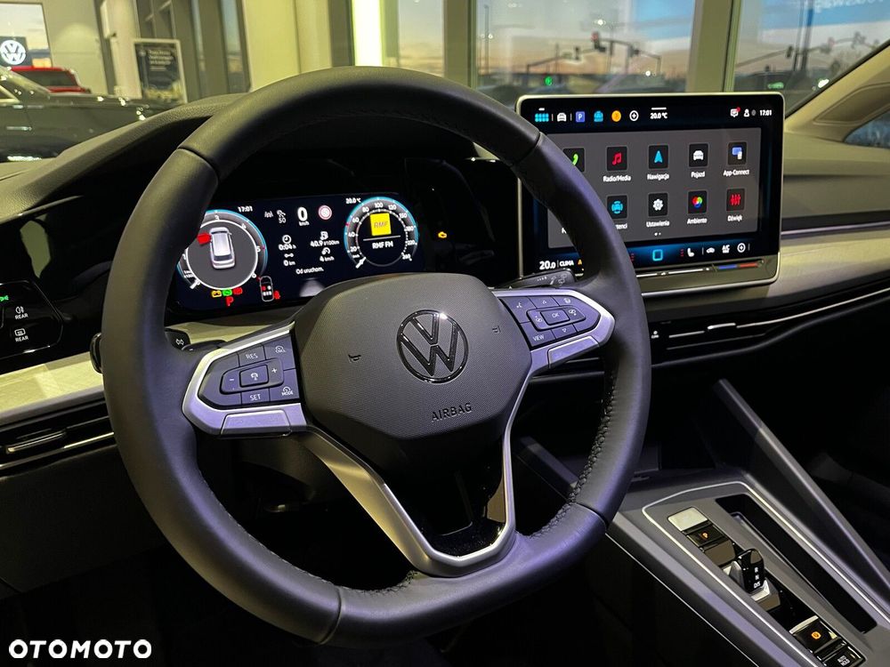 Volkswagen Golf - 9