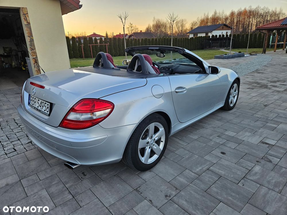 Mercedes-Benz SLK 300 Sport Edition - 18