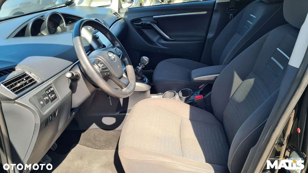 Toyota Verso - 8