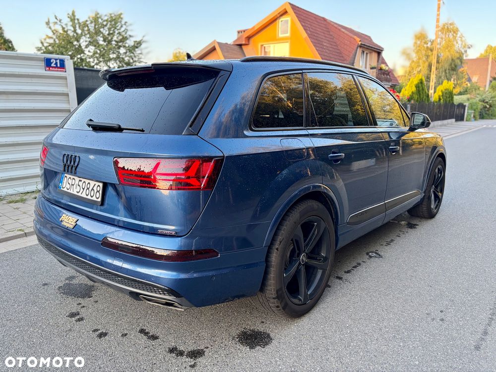 Audi Q7 - 6