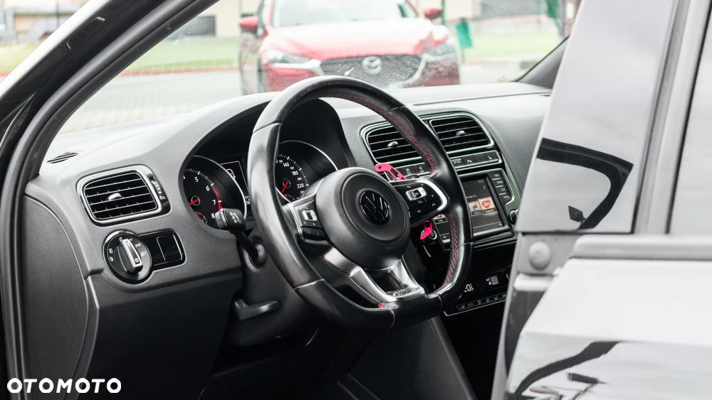Volkswagen Polo - 19
