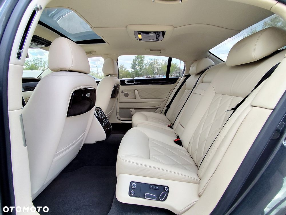 Bentley Flying Spur Speed - 8