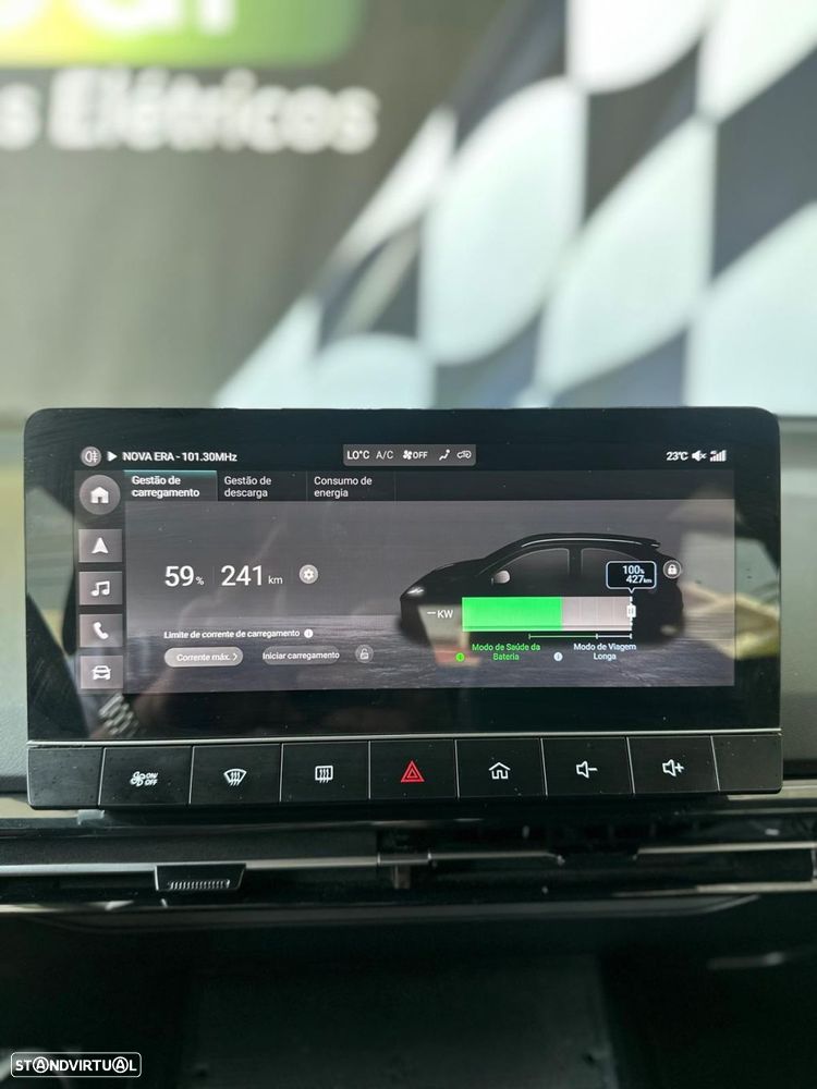 MG MG4 64 kWh Luxury - 15