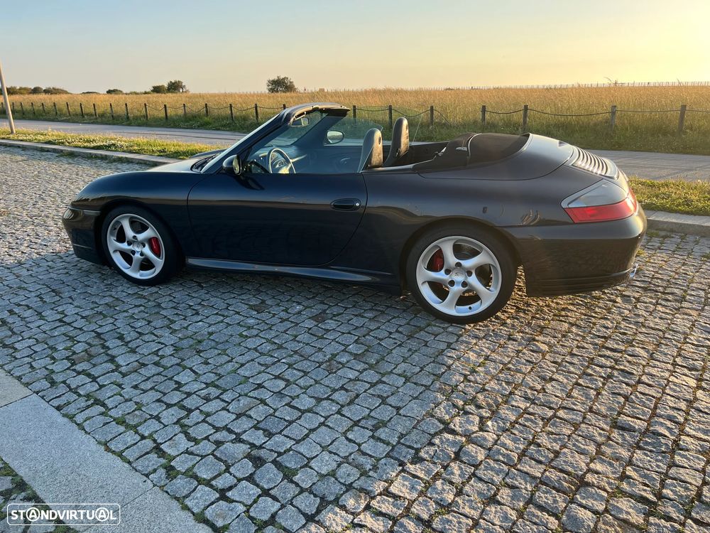Porsche 911 (996) Carrera 4S Cabrio - 15