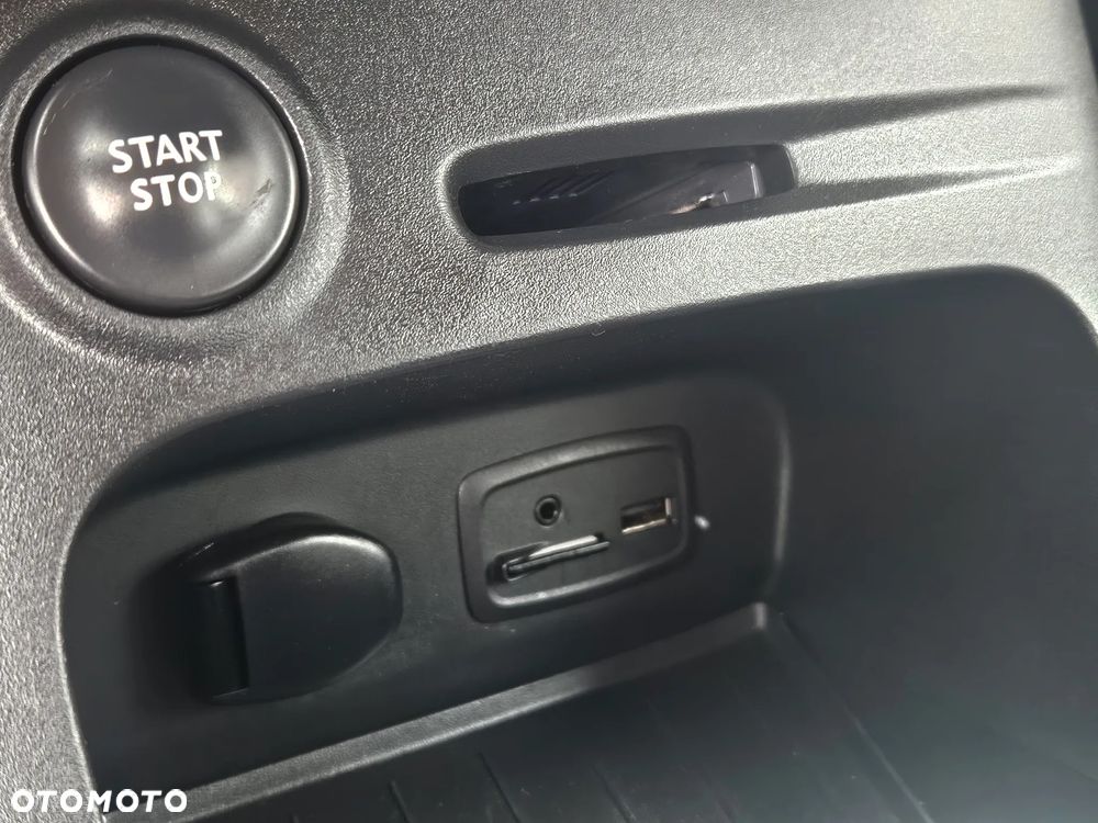 Renault Captur - 23