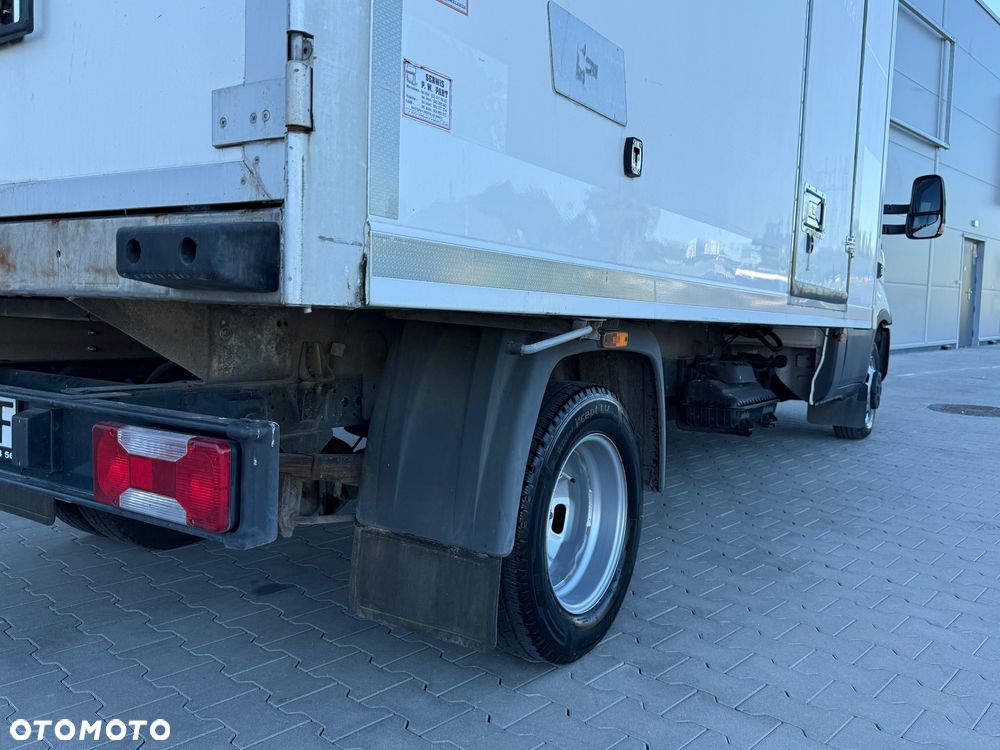 Iveco Daily - 24