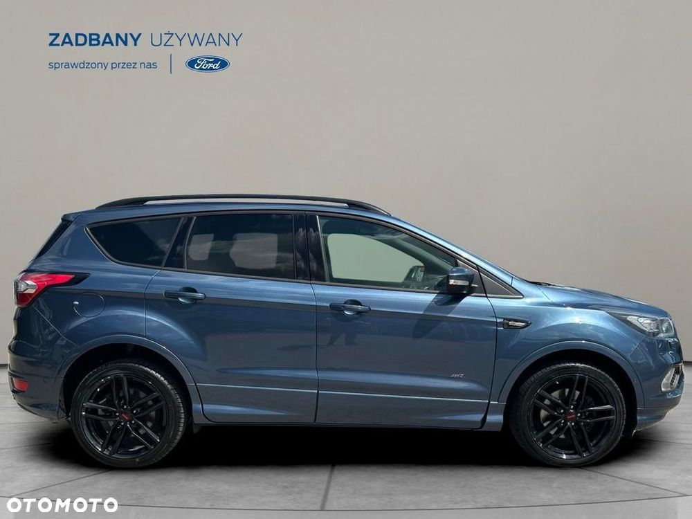 Ford Kuga - 4