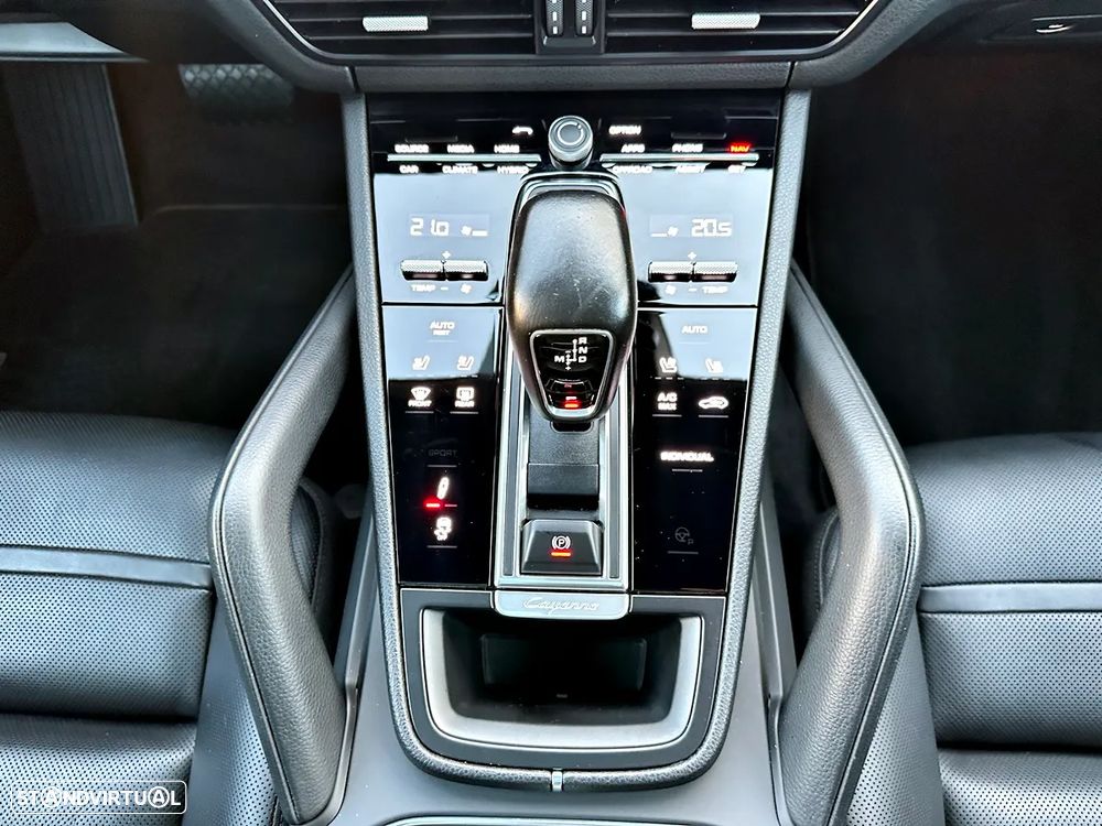 Porsche Cayenne E-Hybrid - 19