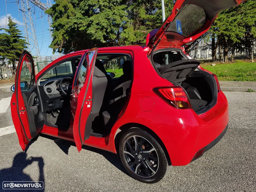 Toyota Yaris 1.4 D-4D Sport+P.Techno +T.Panoramico - 53