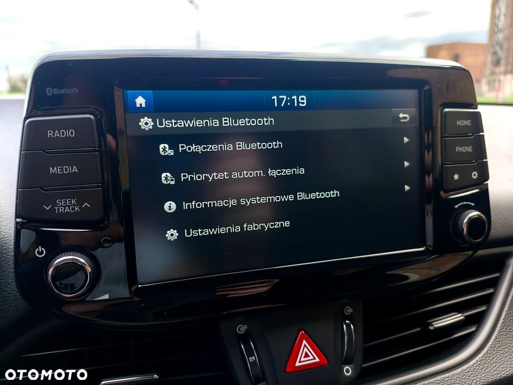 Hyundai i30 1.6 D Comfort - 26
