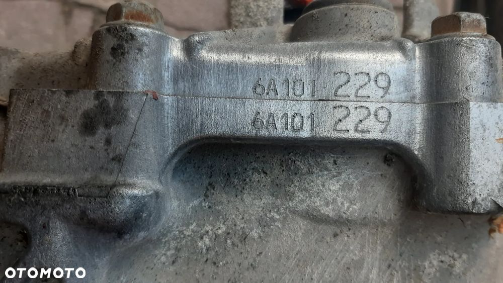 Dyfer tył TOYOTA  RAV4 III 2.2 D4D   07R - 5