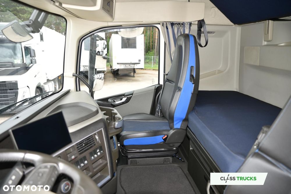 Volvo FH 500 Globetrotter XL Adaptive Cruise Control - 10