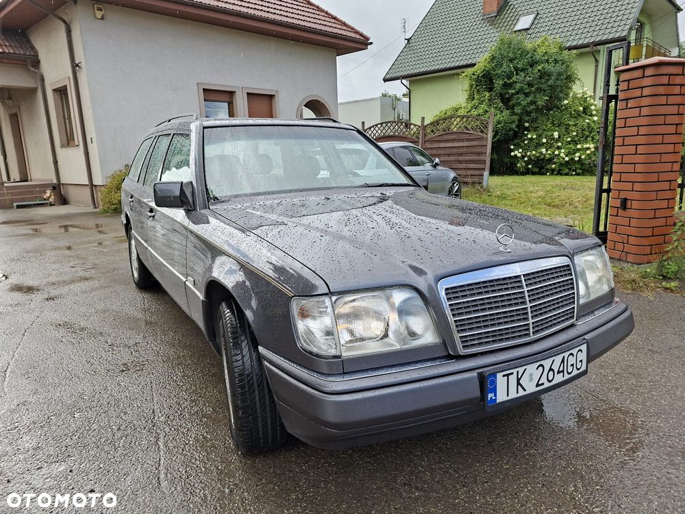 Mercedes-Benz Klasa E - 4