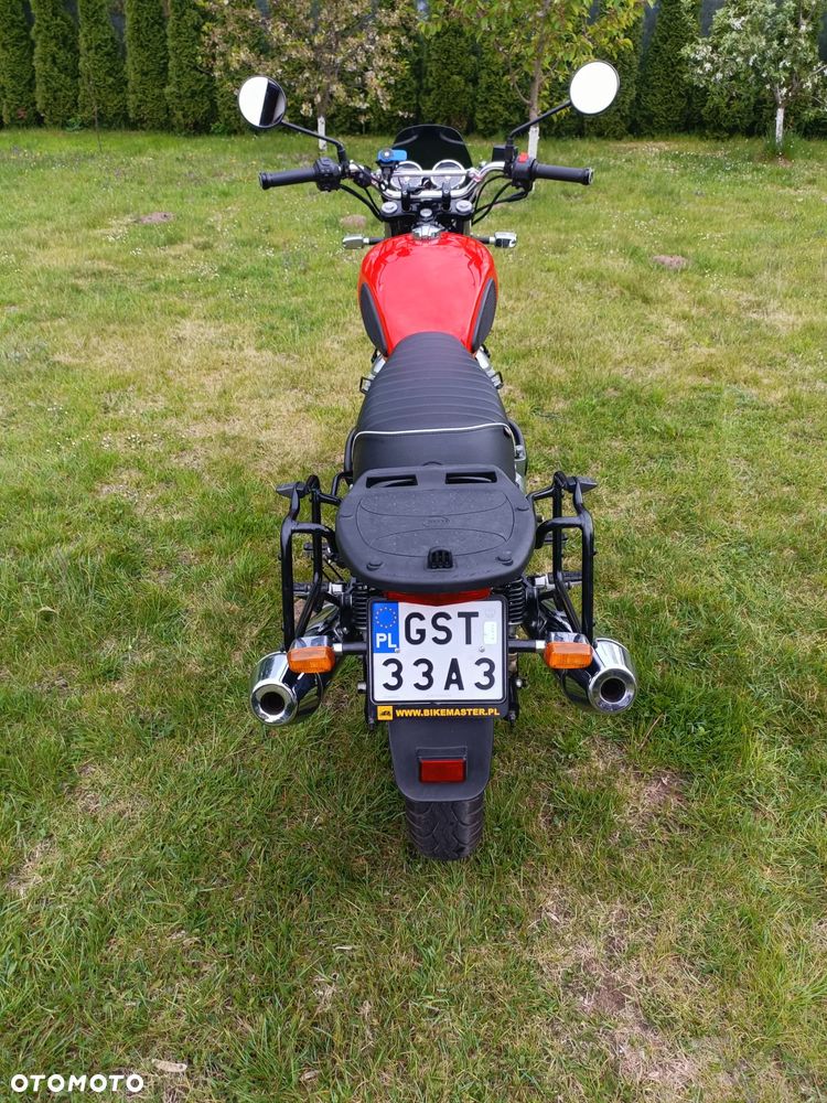 Royal Enfield Interceptor - 21