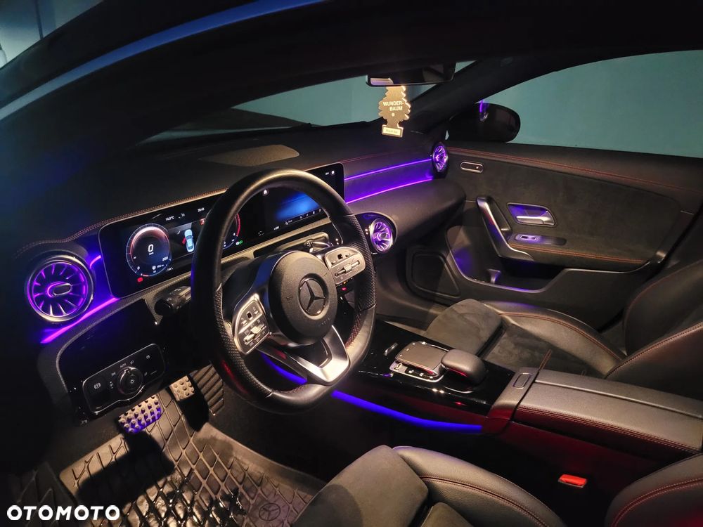 Mercedes-Benz CLA 200 d AMG Line 8G-DCT - 21
