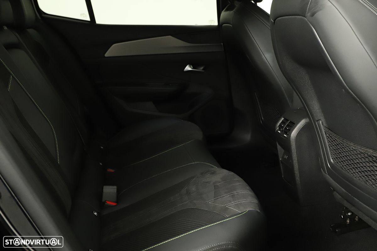 Peugeot 408 1.2 PureTech GT EAT8 - 23