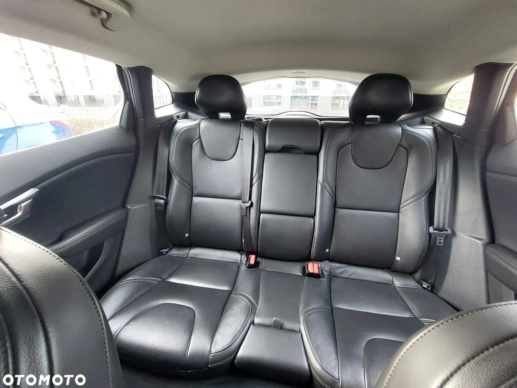 Volvo V40 D3 Drive-E Momentum - 14