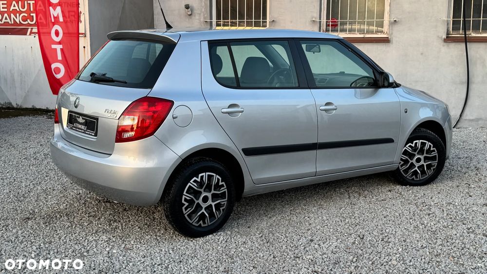 Skoda Fabia 1.2 HTP STYLE EDITION - 12