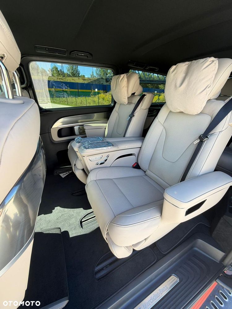 Mercedes-Benz Klasa V 300 d 4-Matic Exclusive 9G-Tronic (długi) - 5