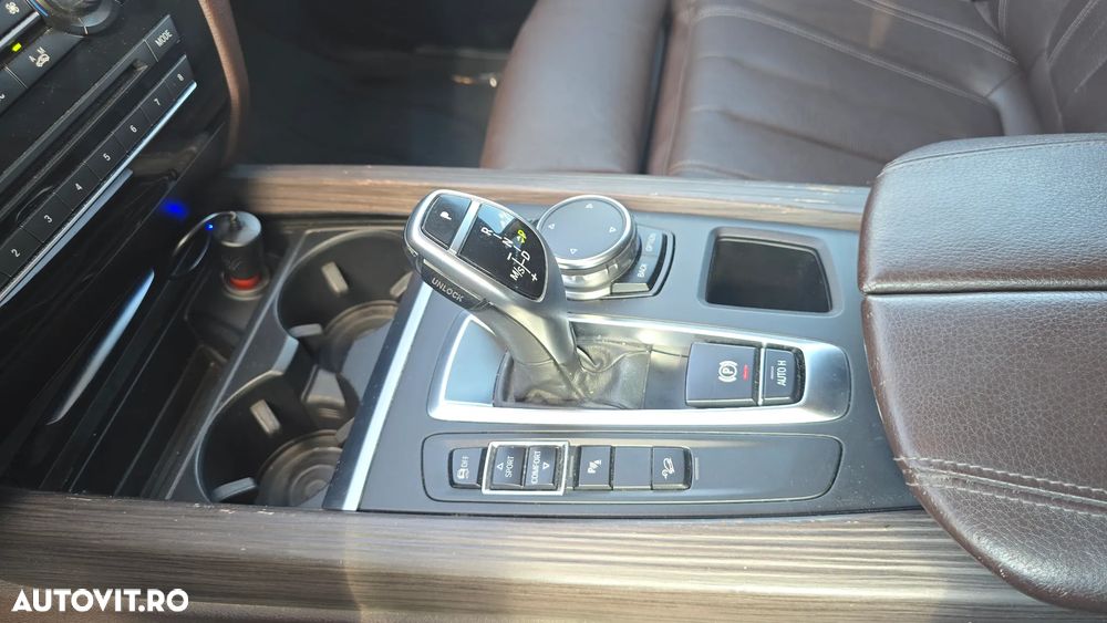 BMW X5 xDrive30d - 10