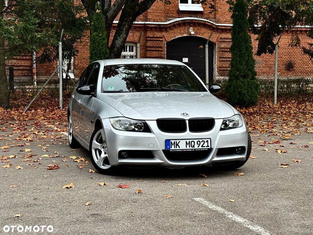 BMW Seria 3 320i - 2