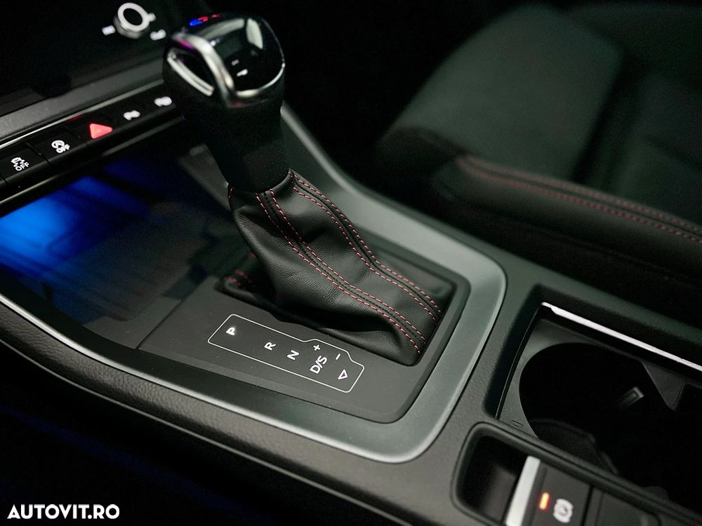 Audi Q3 40 TFSI quattro S tronic - 32