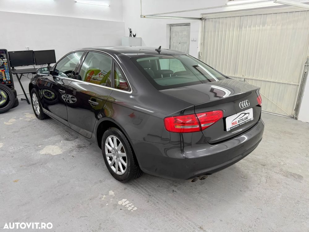 Audi A4 2.0 TDI DPF Attraction - 23
