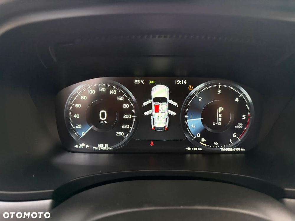 Volvo V90 D3 AWD Geartronic Inscription - 34