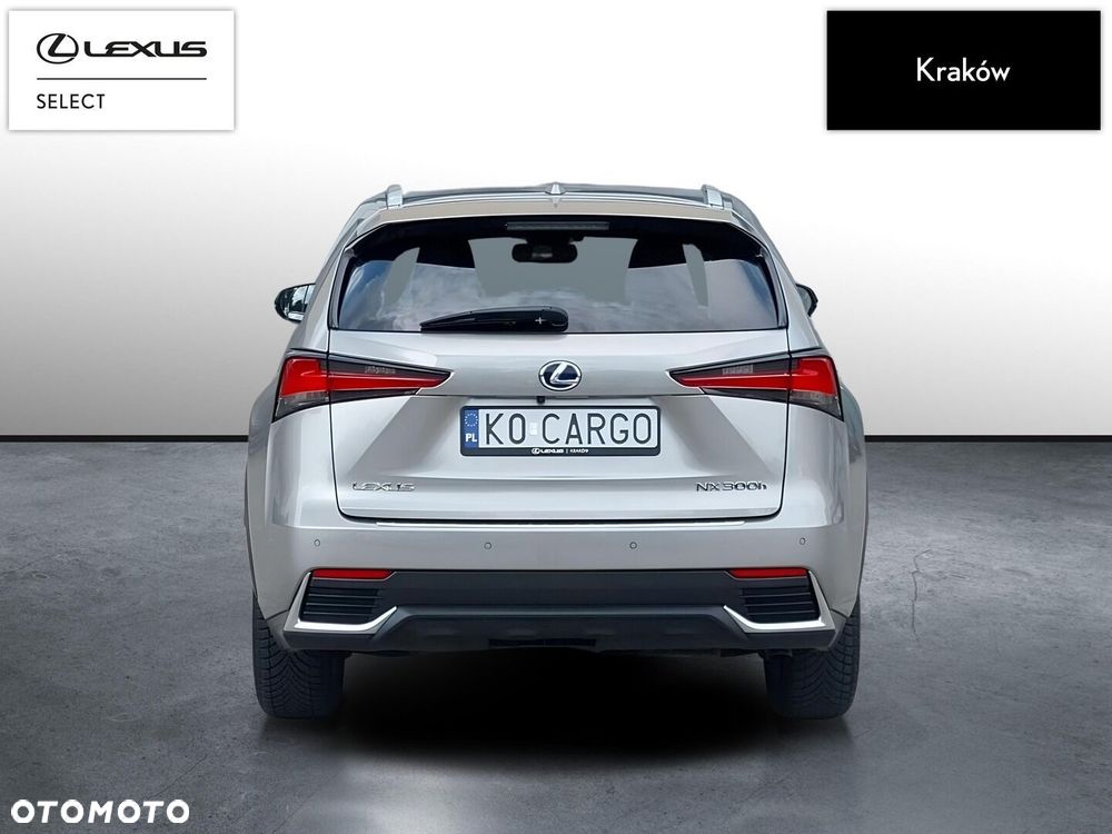 Lexus NX 300h F Impression AWD - 4