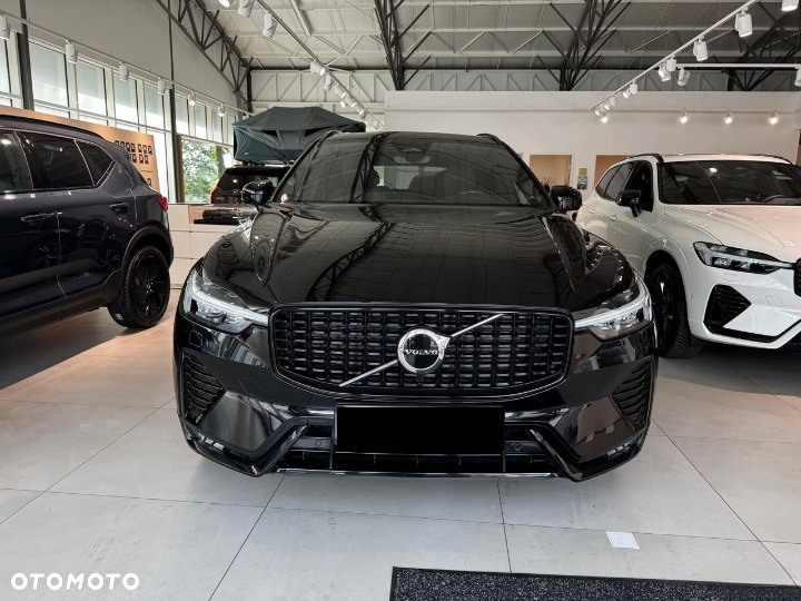Volvo XC 60 B4 D AWD Plus Dark - 5