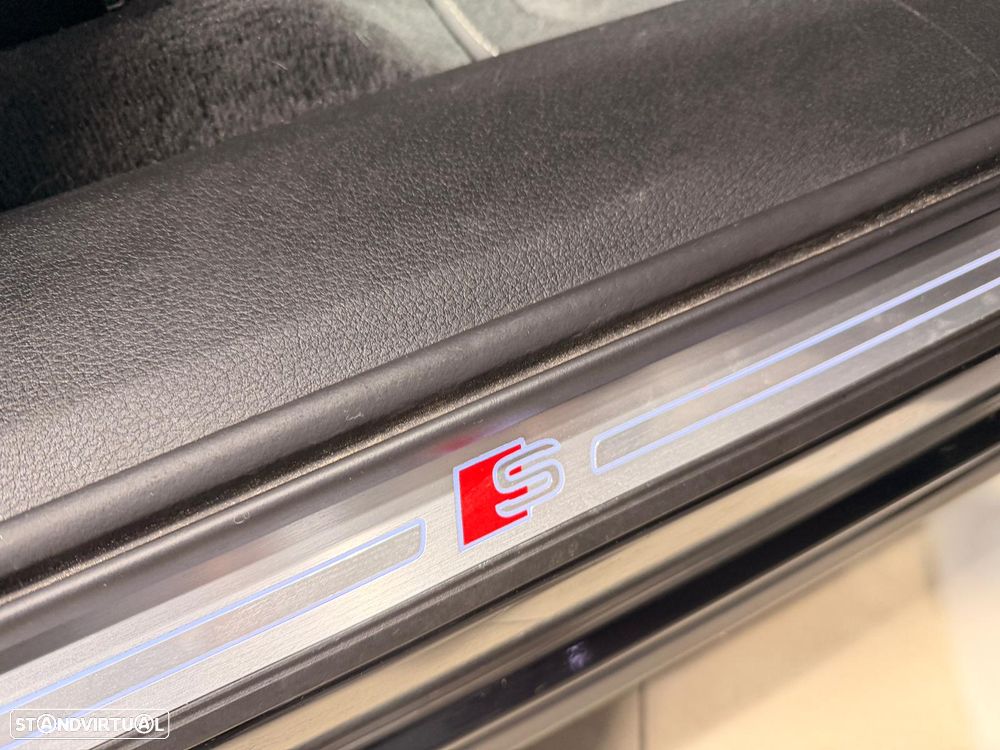 Audi e-tron 55 quattro S line - 19