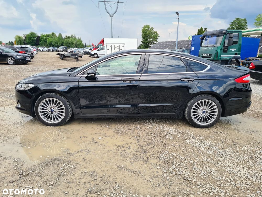 Ford Fusion - 4