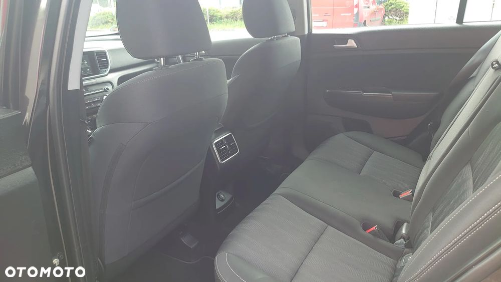 Kia Sportage 1.6 GDI 2WD DREAM-TEAM EDITION - 24