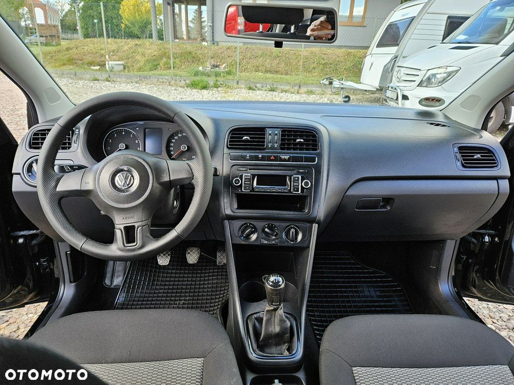 Volkswagen Polo - 12