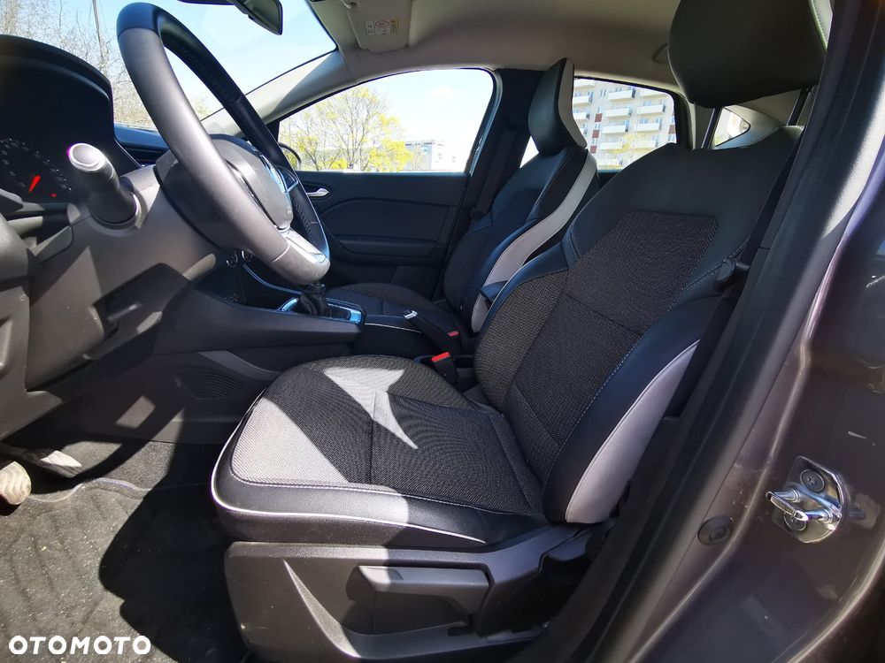 Renault Captur TCe 100 INTENS - 17