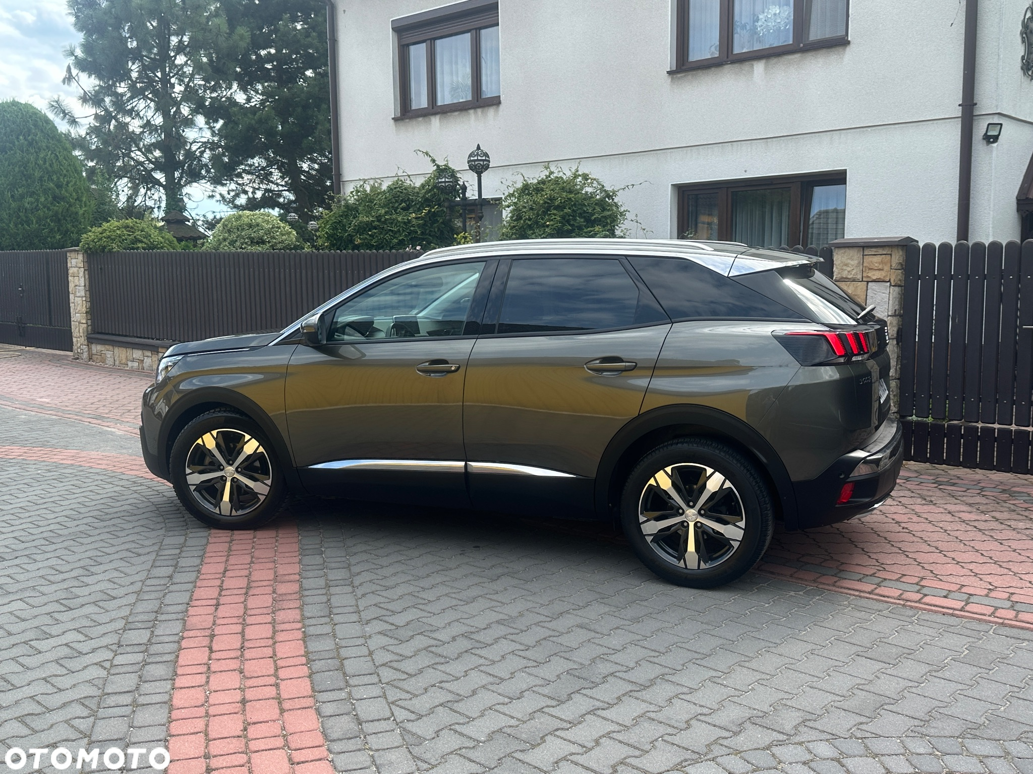 Peugeot 3008 1.6 BlueHDi Allure S&S - 5