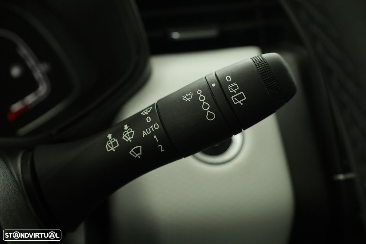 Renault Clio 1.0 TCe Techno - 19